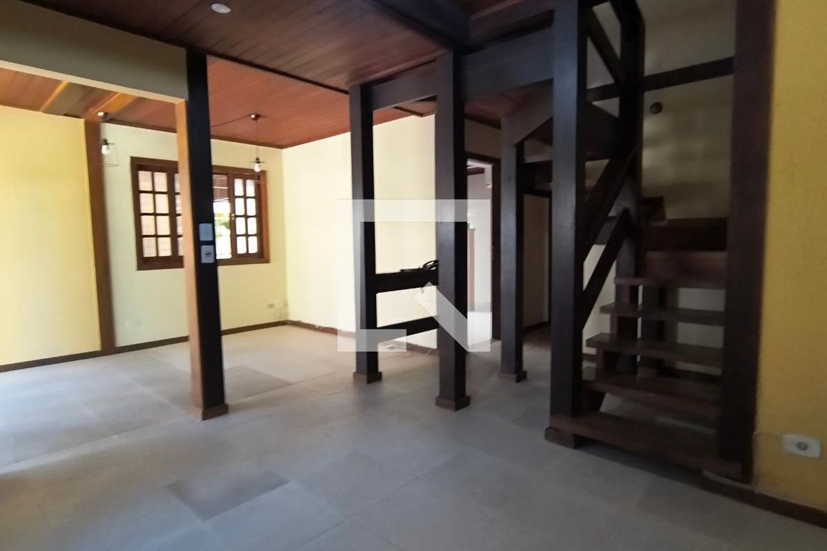 Casa, 5 quartos, 160 m² - Foto 4
