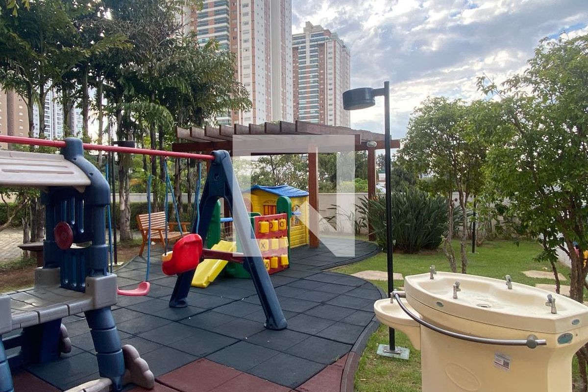 Apartamento, 3 quartos, 200 m² - Foto 123
