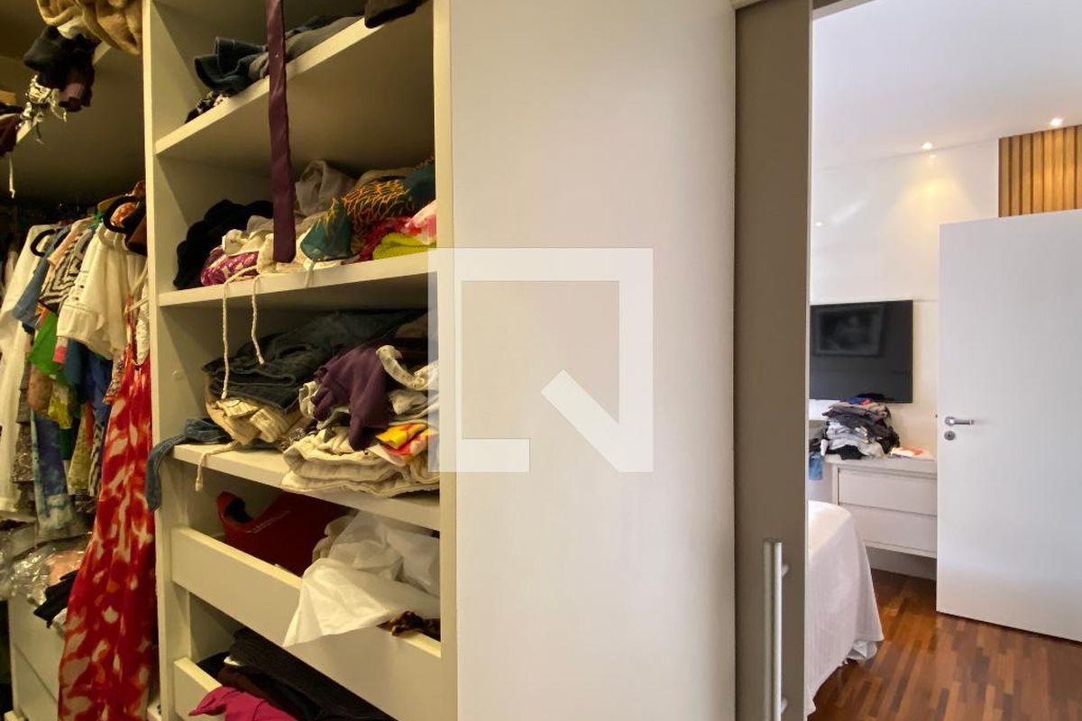 Apartamento, 3 quartos, 200 m² - Foto 53