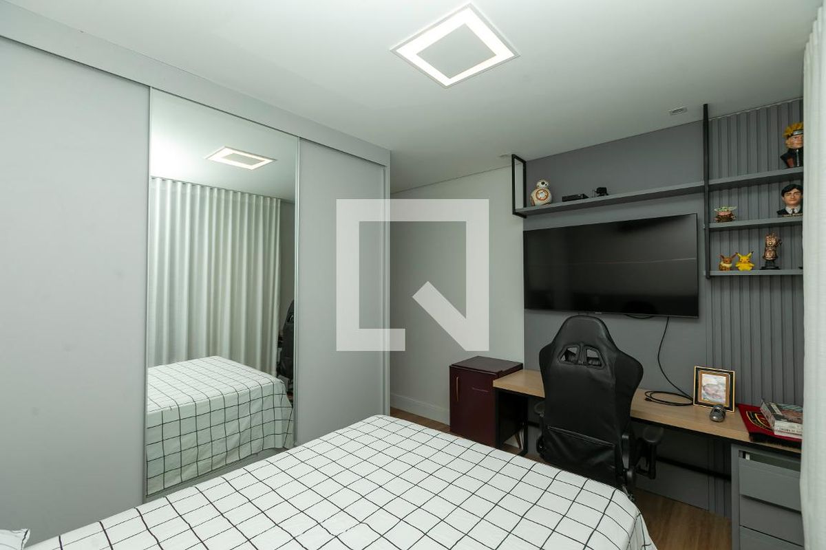 Casa à Venda - Lot. Alphaville Campinas, 4 Quartos,  421 m2 em , Campinas - sp | SoloBR