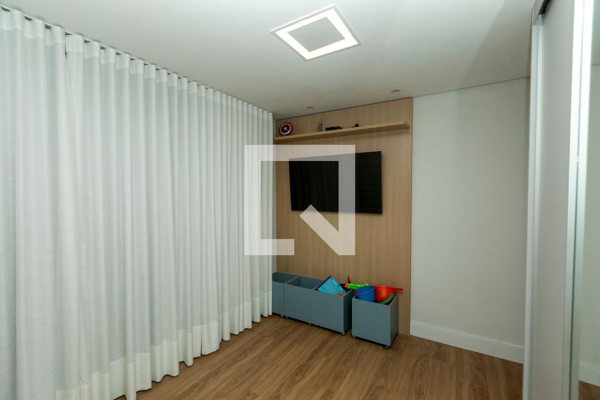 Casa à Venda - Lot. Alphaville Campinas, 4 Quartos,  421 m2 em , Campinas - sp | SoloBR