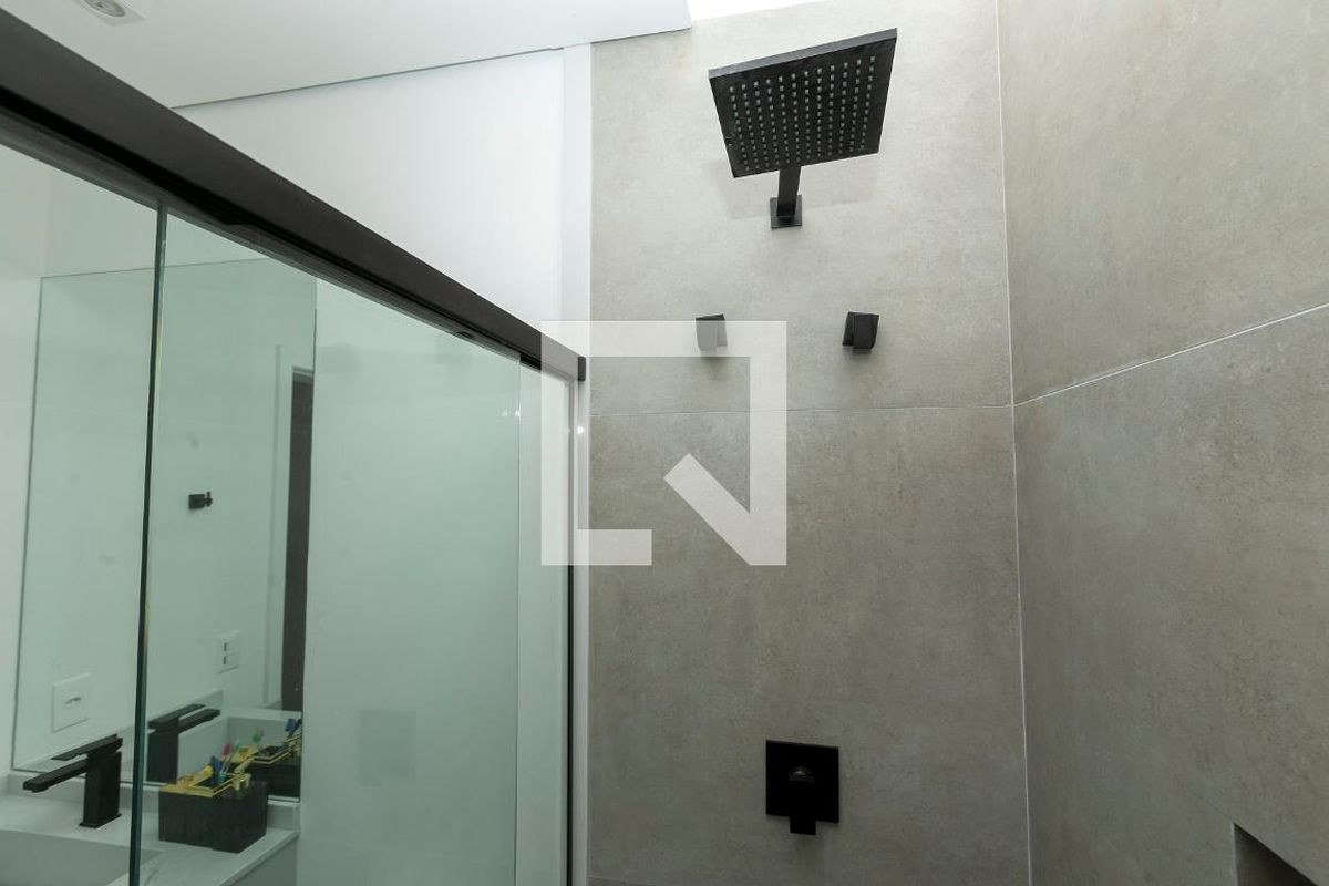 Casa à Venda - Lot. Alphaville Campinas, 4 Quartos,  421 m2 em , Campinas - sp | SoloBR