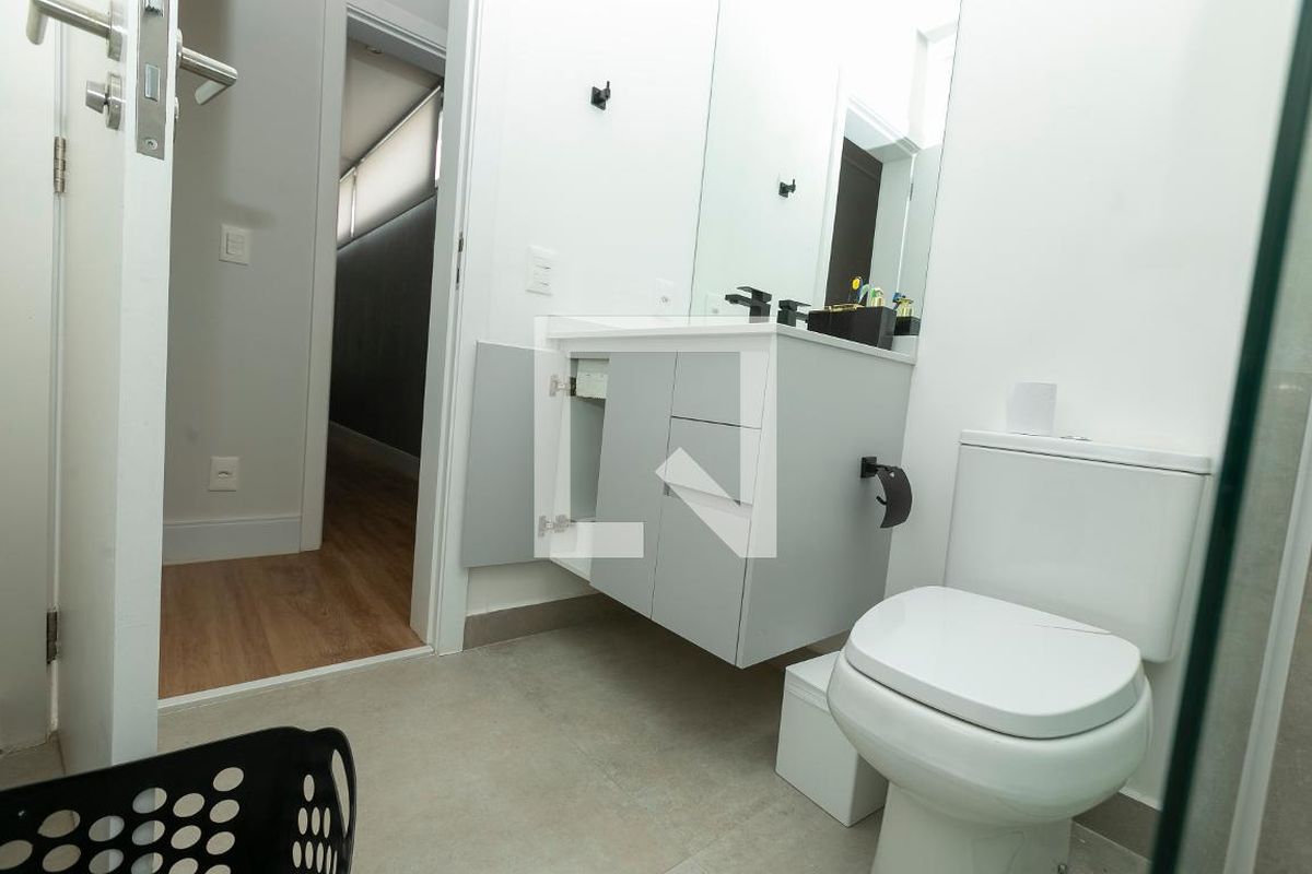 Casa à Venda - Lot. Alphaville Campinas, 4 Quartos,  421 m2 em , Campinas - sp | SoloBR