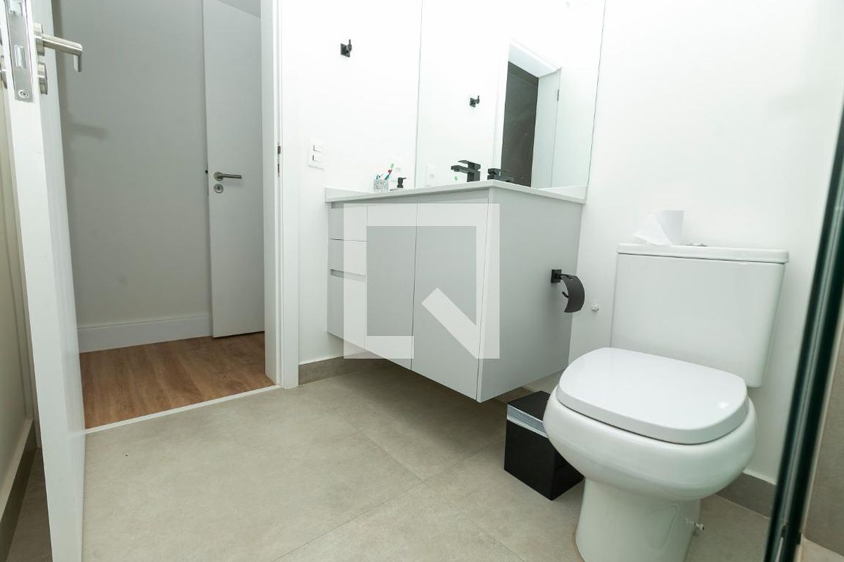 Casa à Venda - Lot. Alphaville Campinas, 4 Quartos,  421 m2 em , Campinas - sp | SoloBR