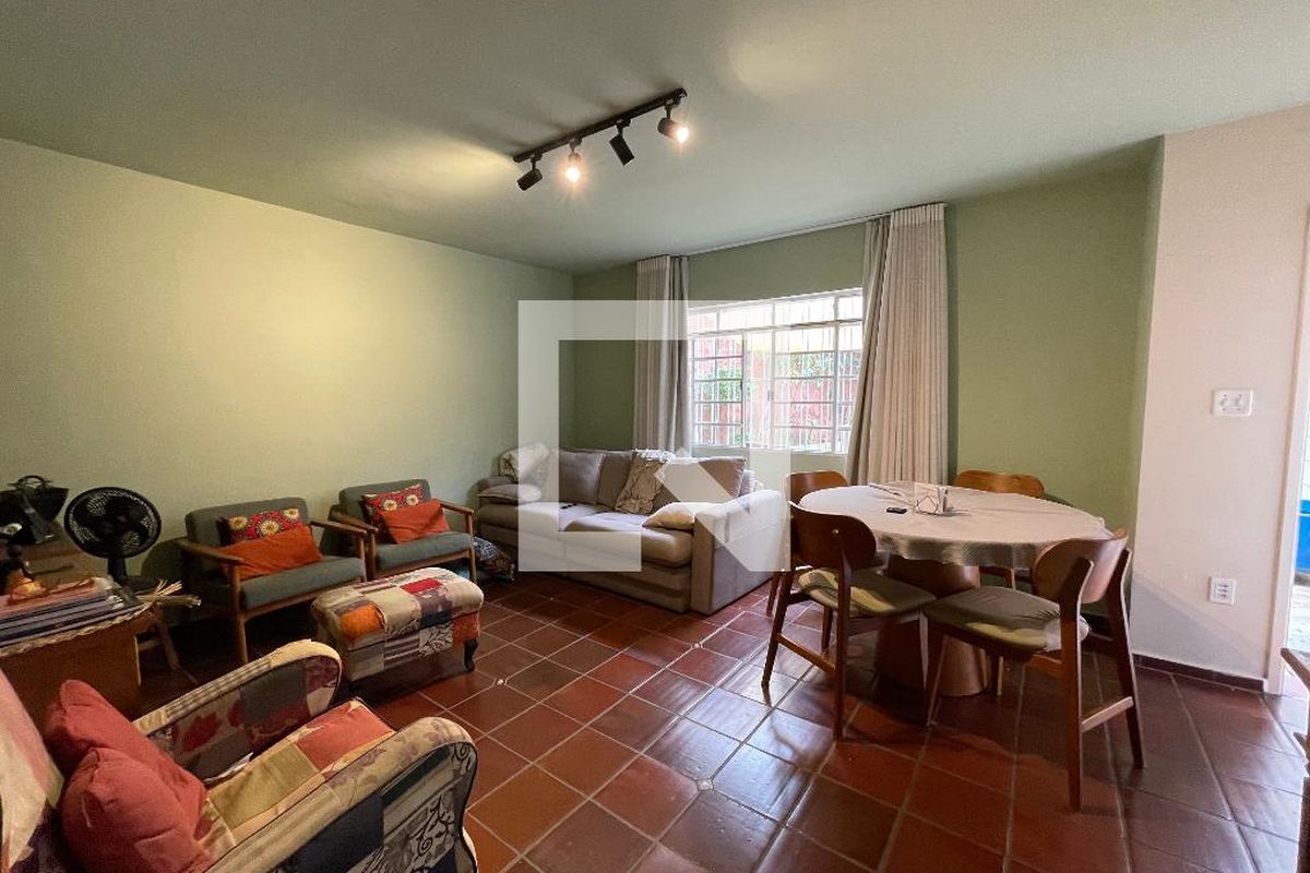 Casa, 5 quartos, 216 m² - Foto 3