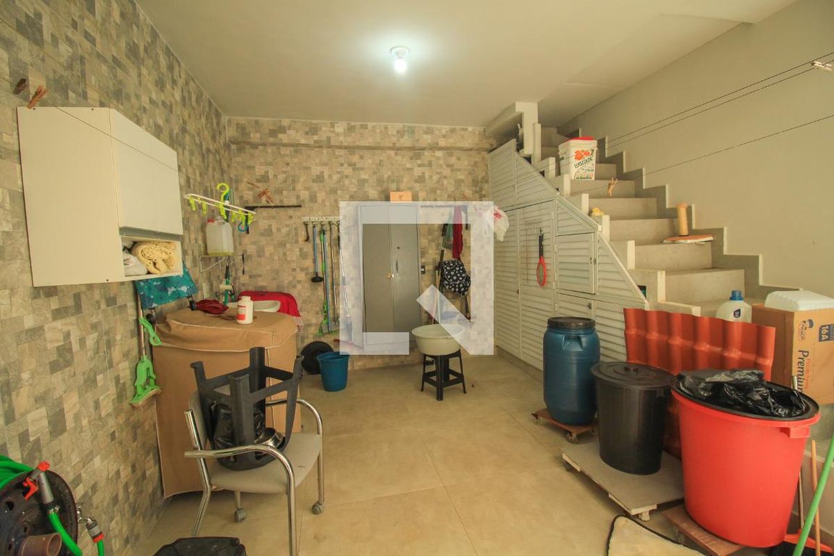 Casa, 4 quartos, 198 m² - Foto 33