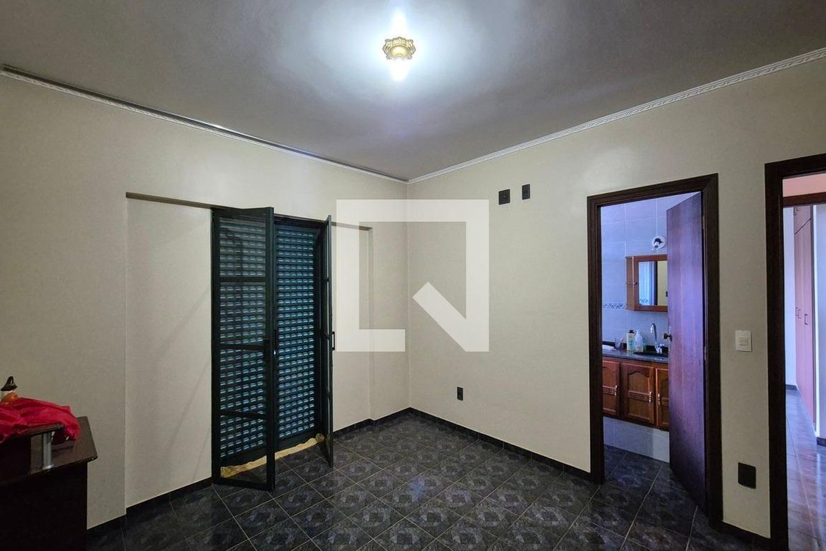 Casa à Venda - Parque Prado, 5 Quartos,  280 m2 em , Campinas - sp | SoloBR