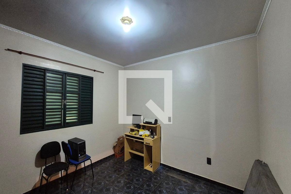 Casa à Venda - Parque Prado, 5 Quartos,  280 m2 em , Campinas - sp | SoloBR