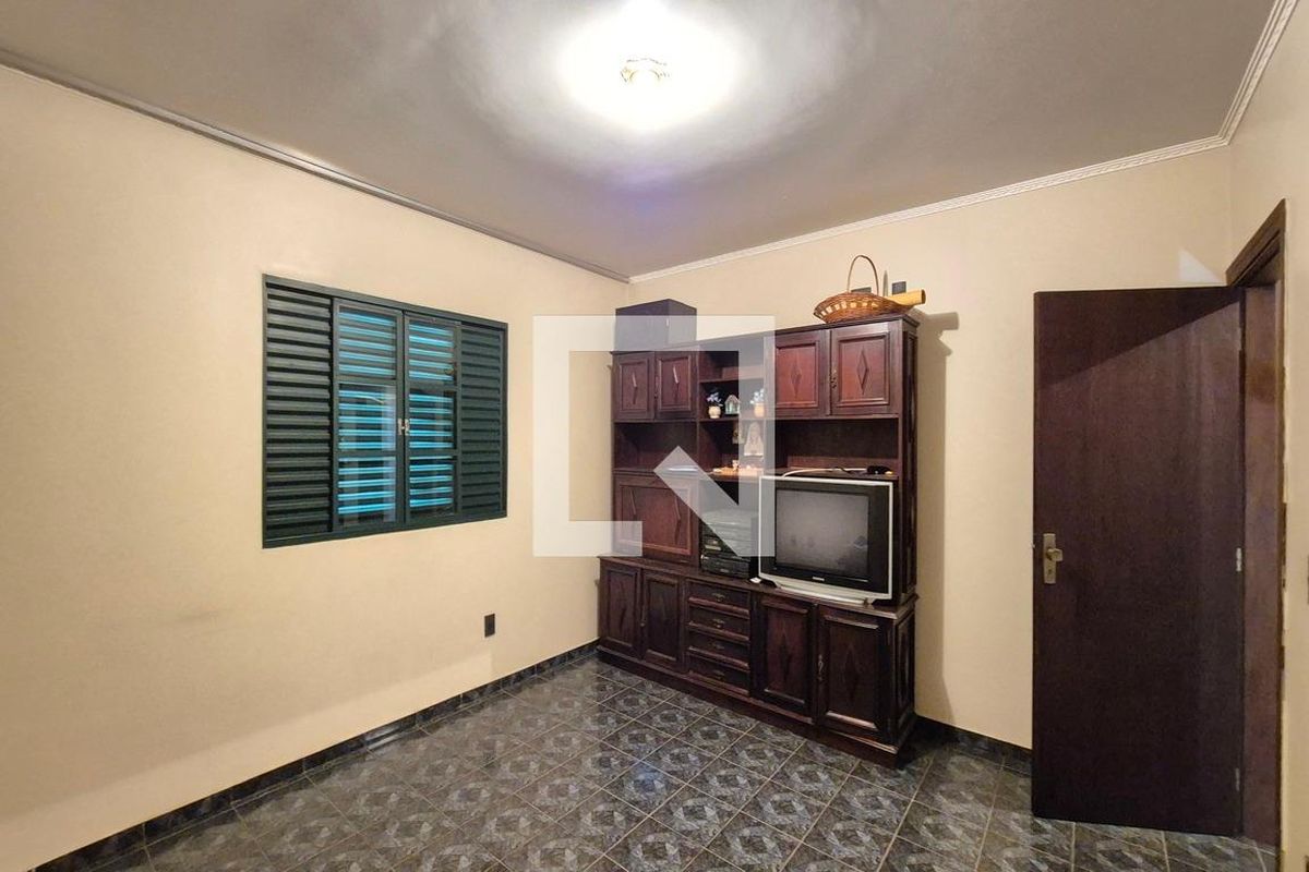 Casa à Venda - Parque Prado, 5 Quartos,  280 m2 em , Campinas - sp | SoloBR
