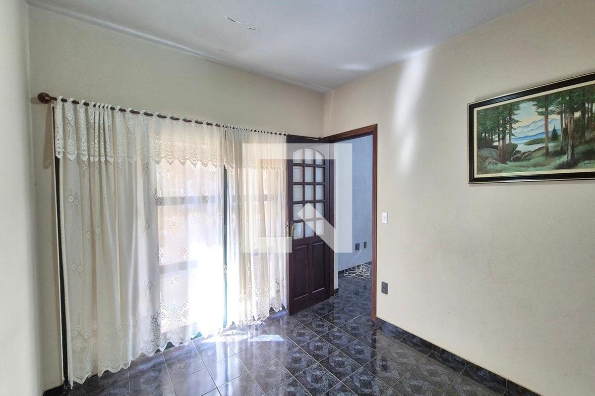 Casa à Venda - Parque Prado, 5 Quartos,  280 m2 em , Campinas - sp | SoloBR
