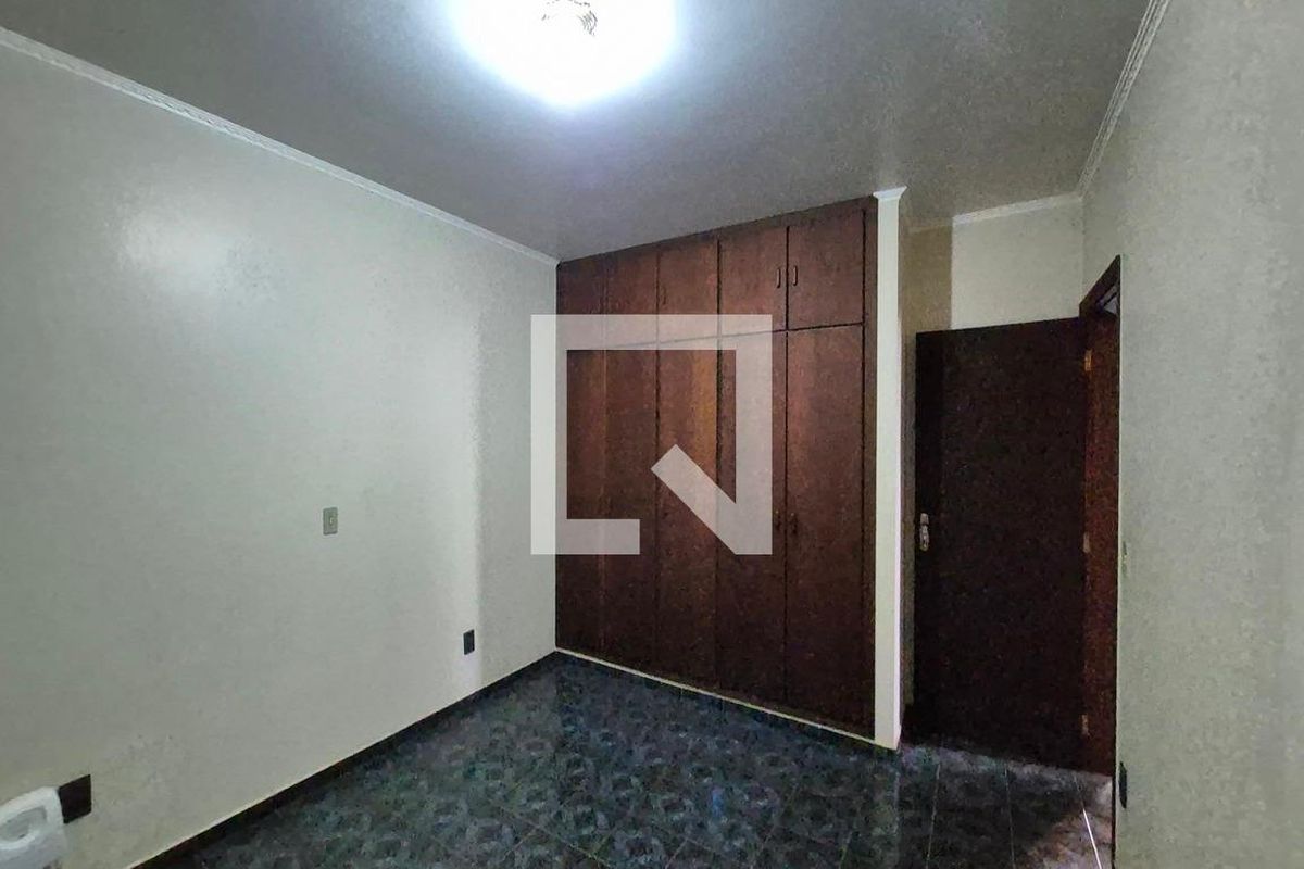 Casa à Venda - Parque Prado, 5 Quartos,  280 m2 em , Campinas - sp | SoloBR