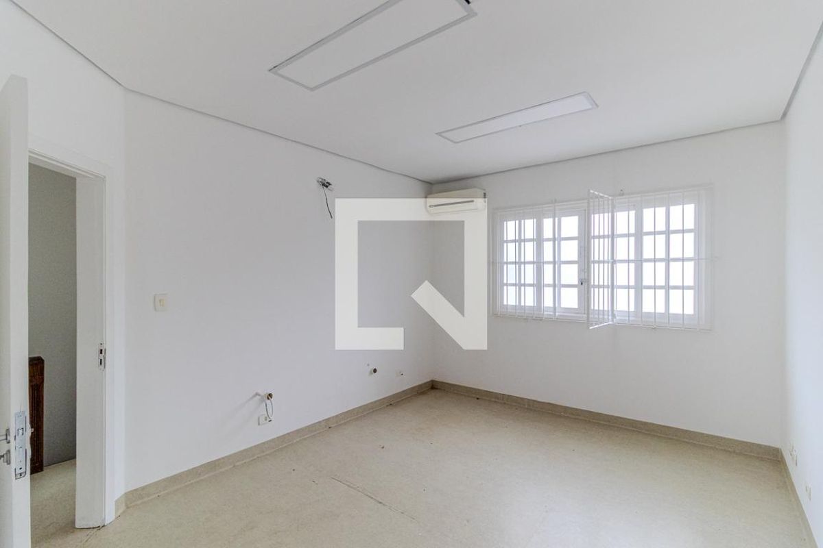 Casa, 4 quartos, 180 m² - Foto 31