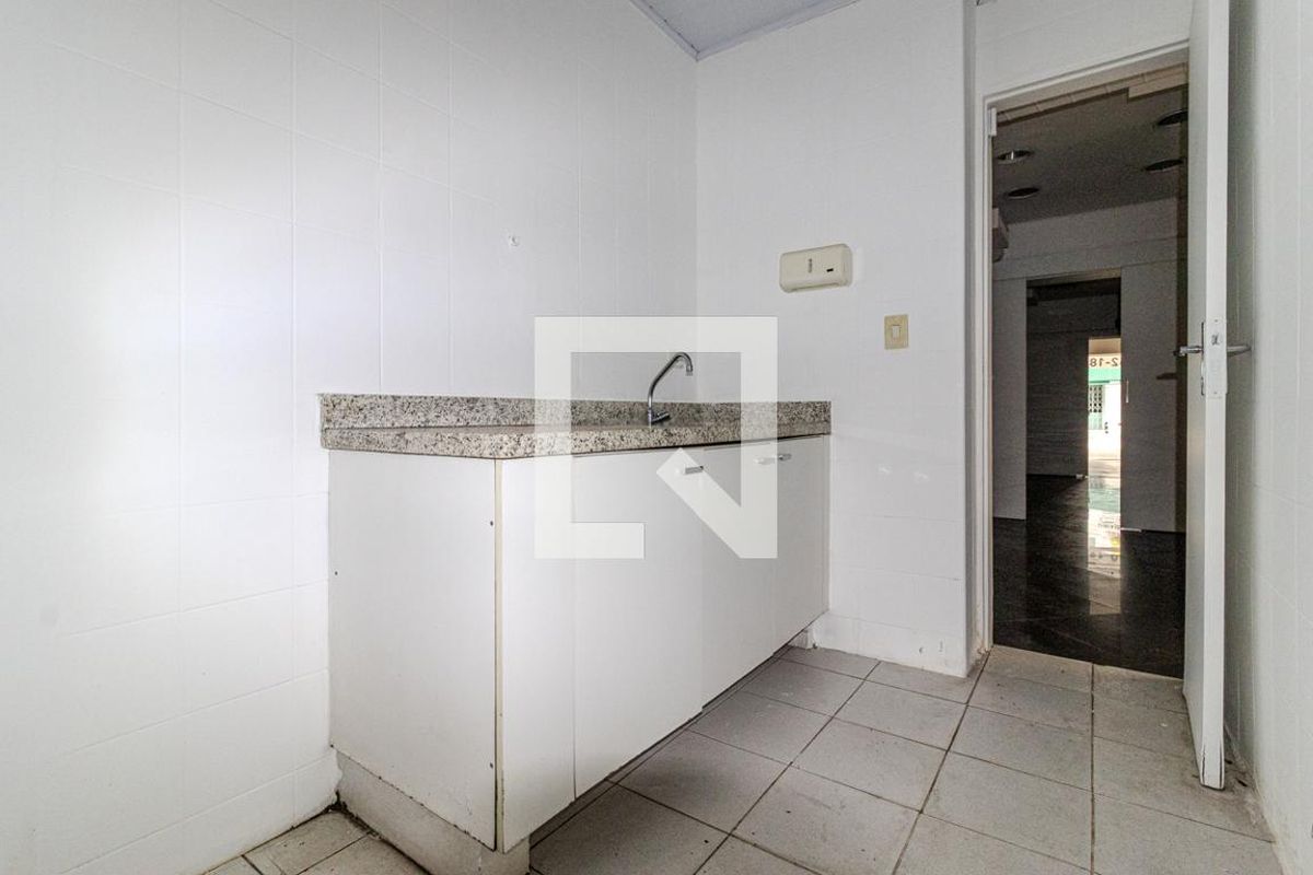 Casa, 4 quartos, 180 m² - Foto 42