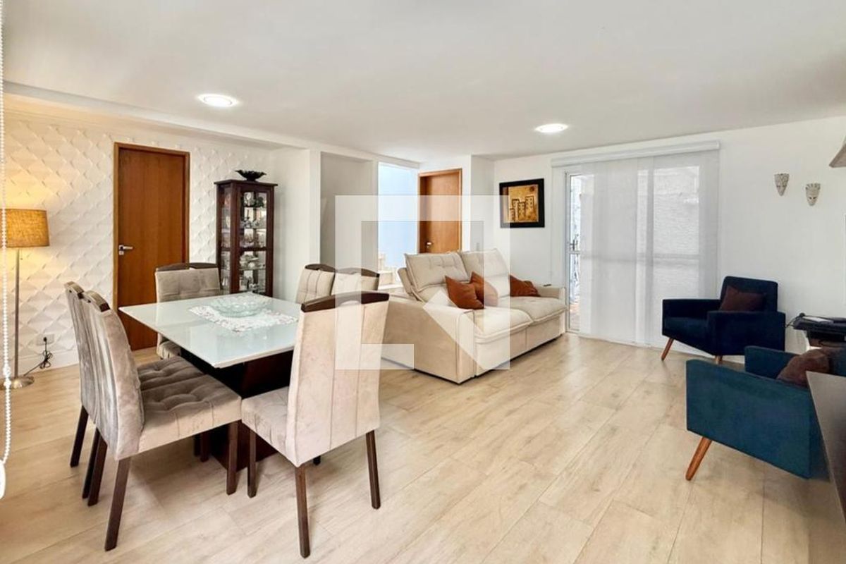 Casa, 3 quartos, 204 m² - Foto 1