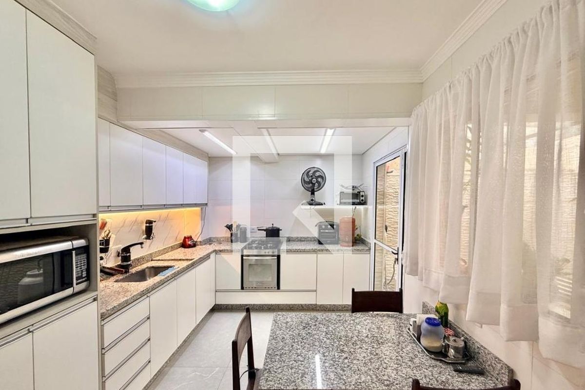 Casa, 3 quartos, 204 m² - Foto 19