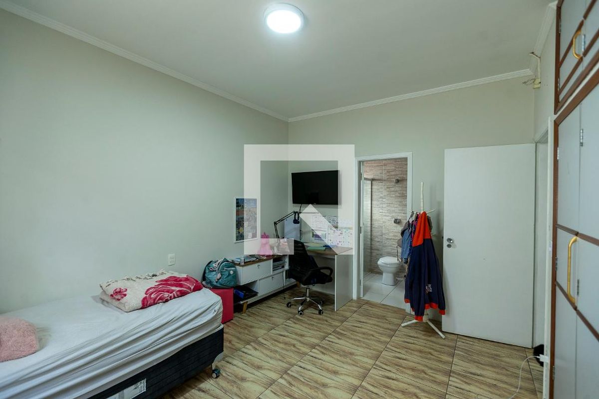 Casa à Venda - Jardim Chapadão, 4 Quartos,  318 m2 em , Campinas - sp | SoloBR