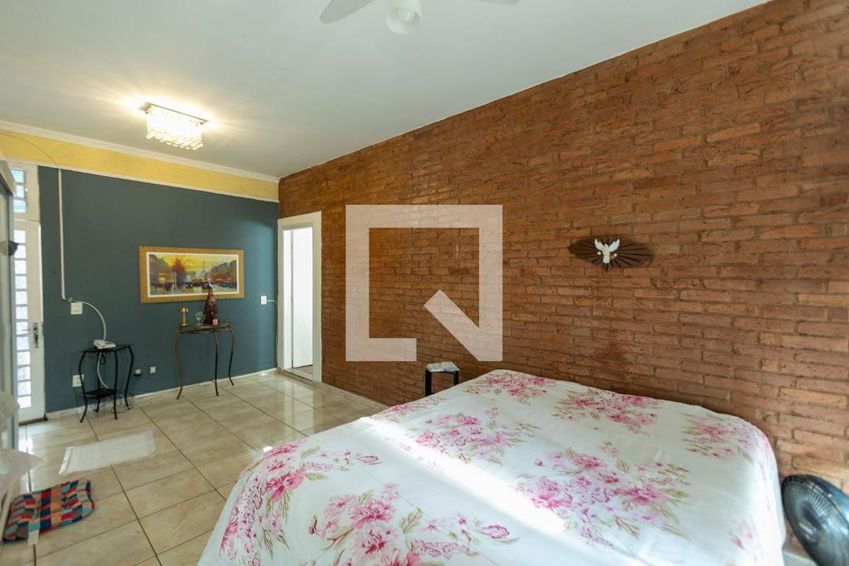 Casa à Venda - Jardim Chapadão, 4 Quartos,  318 m2 em , Campinas - sp | SoloBR