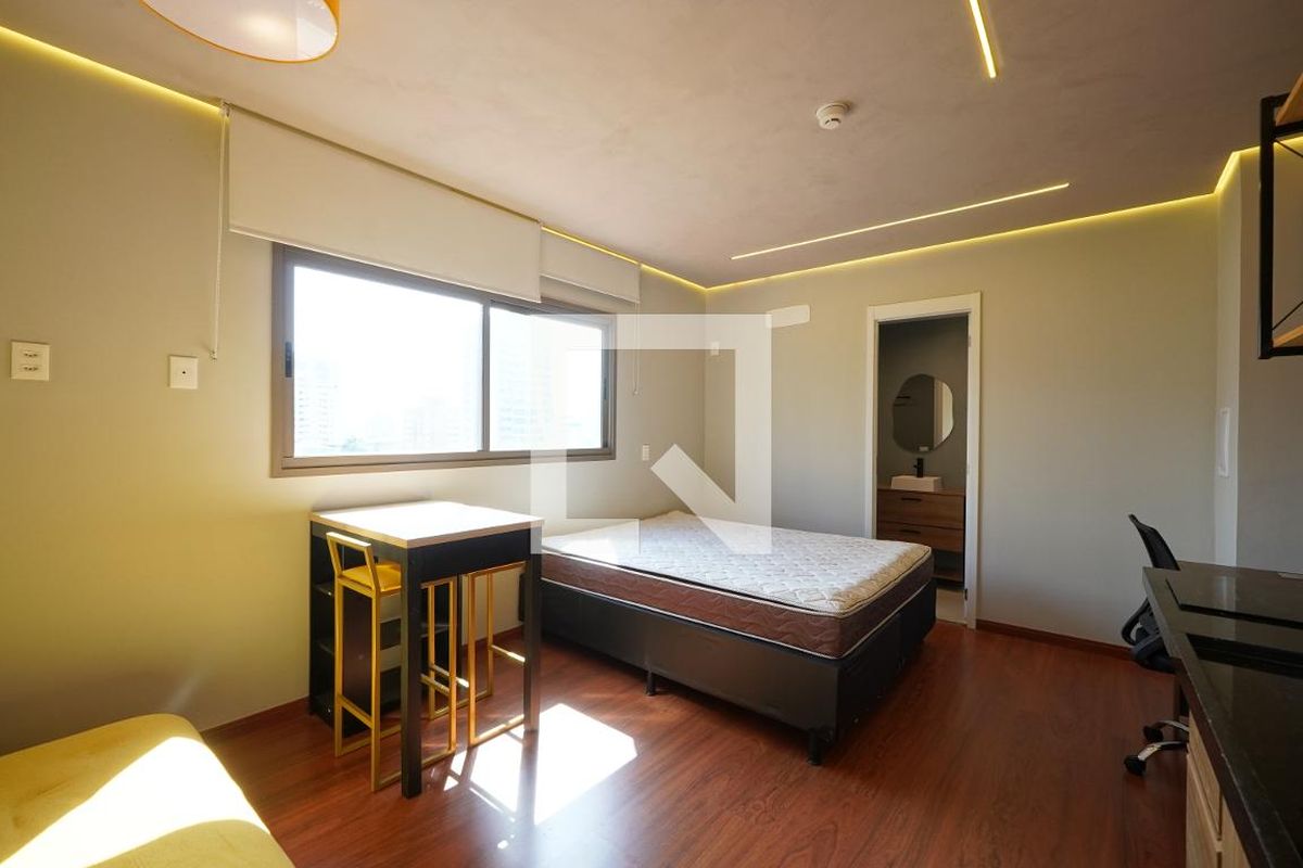 Apartamento, 1 quarto, 25 m² - Foto 1