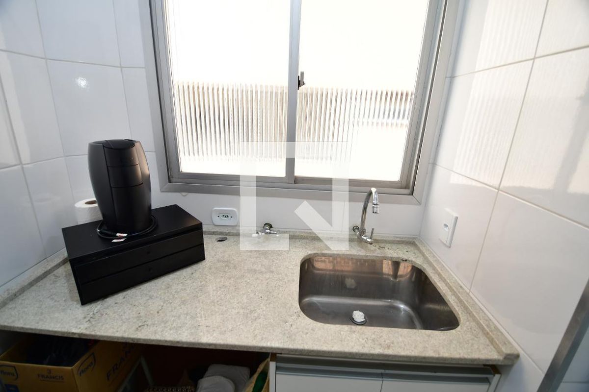 Apartamento à Venda - Cambuí, 1 Quarto,  50 m2 em , Campinas - sp | SoloBR