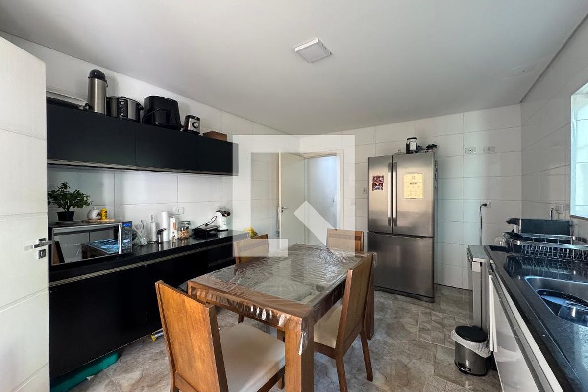 Casa, 3 quartos, 140 m² - Foto 2