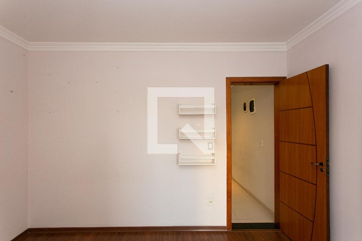 Casa, 3 quartos, 240 m² - Foto 16