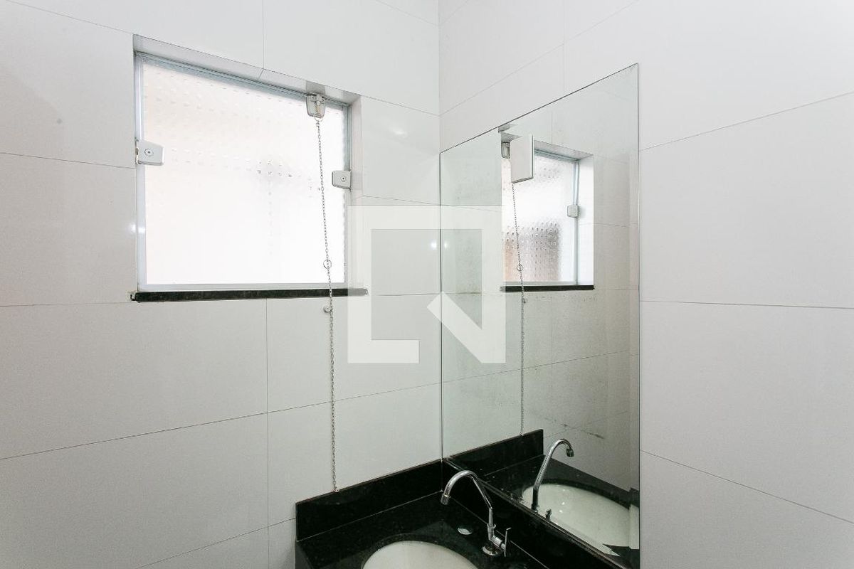 Casa, 3 quartos, 240 m² - Foto 35