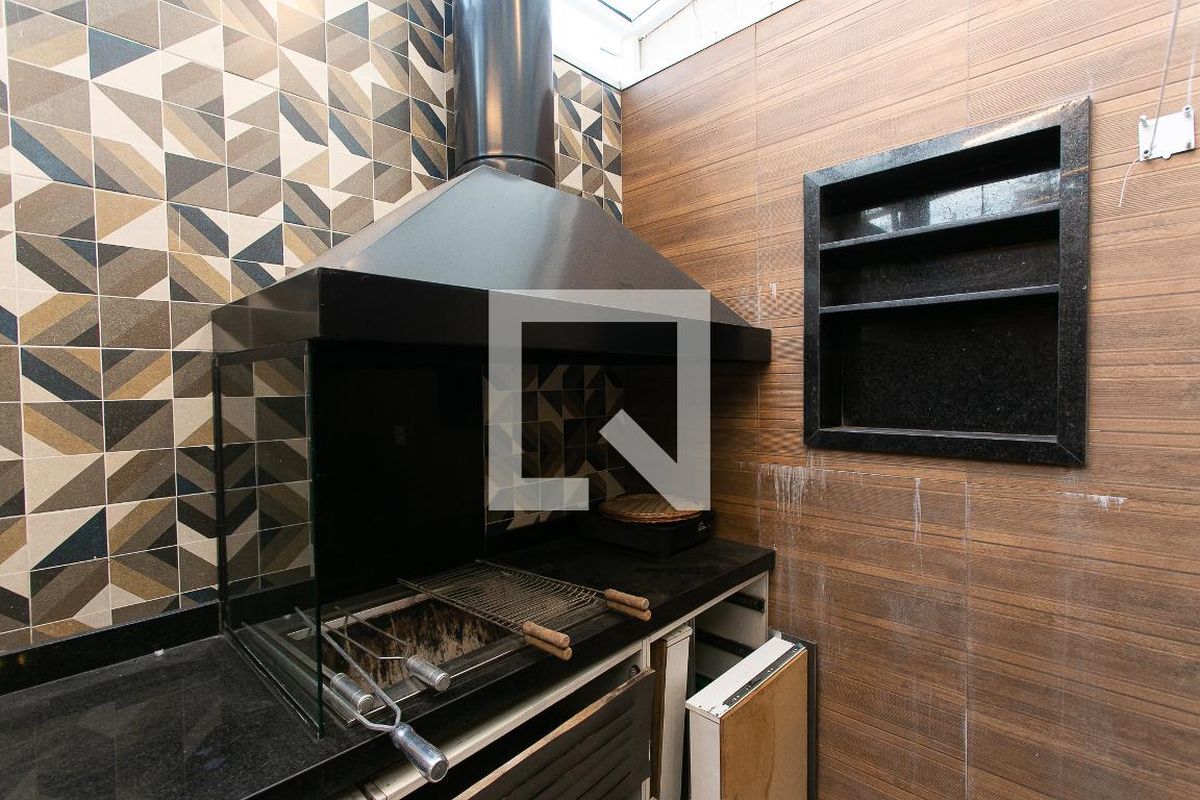Casa, 3 quartos, 240 m² - Foto 47