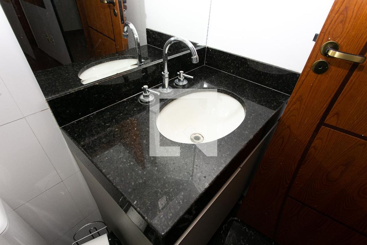 Casa, 3 quartos, 240 m² - Foto 29