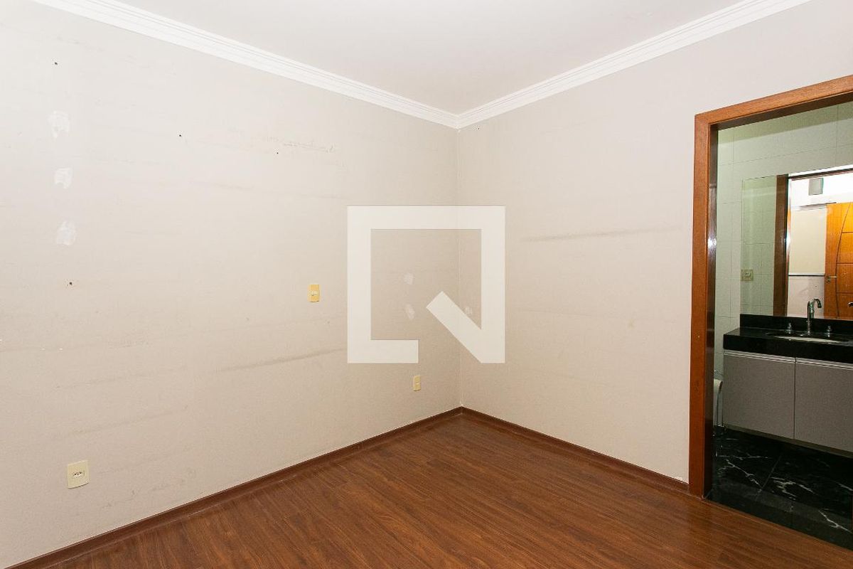 Casa, 3 quartos, 240 m² - Foto 18