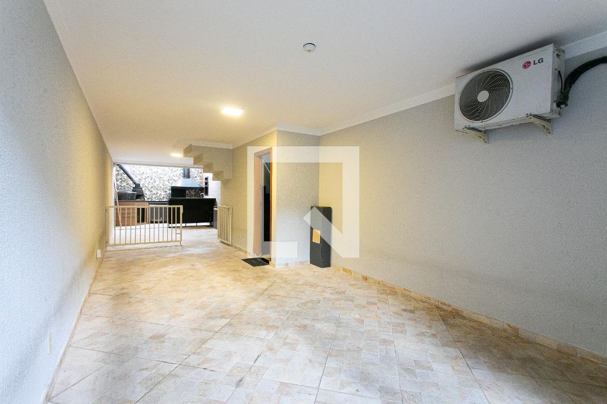 Casa, 3 quartos, 240 m² - Foto 53