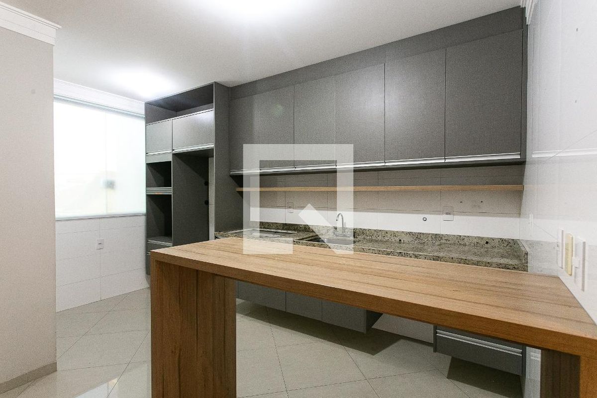 Casa, 3 quartos, 240 m² - Foto 40