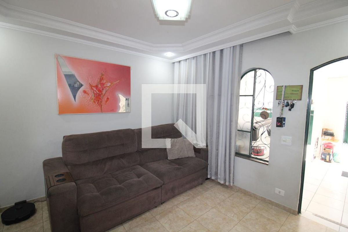 Casa, 2 quartos, 200 m² - Foto 1