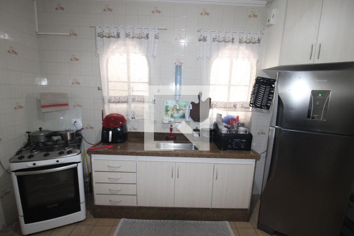 Casa, 2 quartos, 200 m² - Foto 29