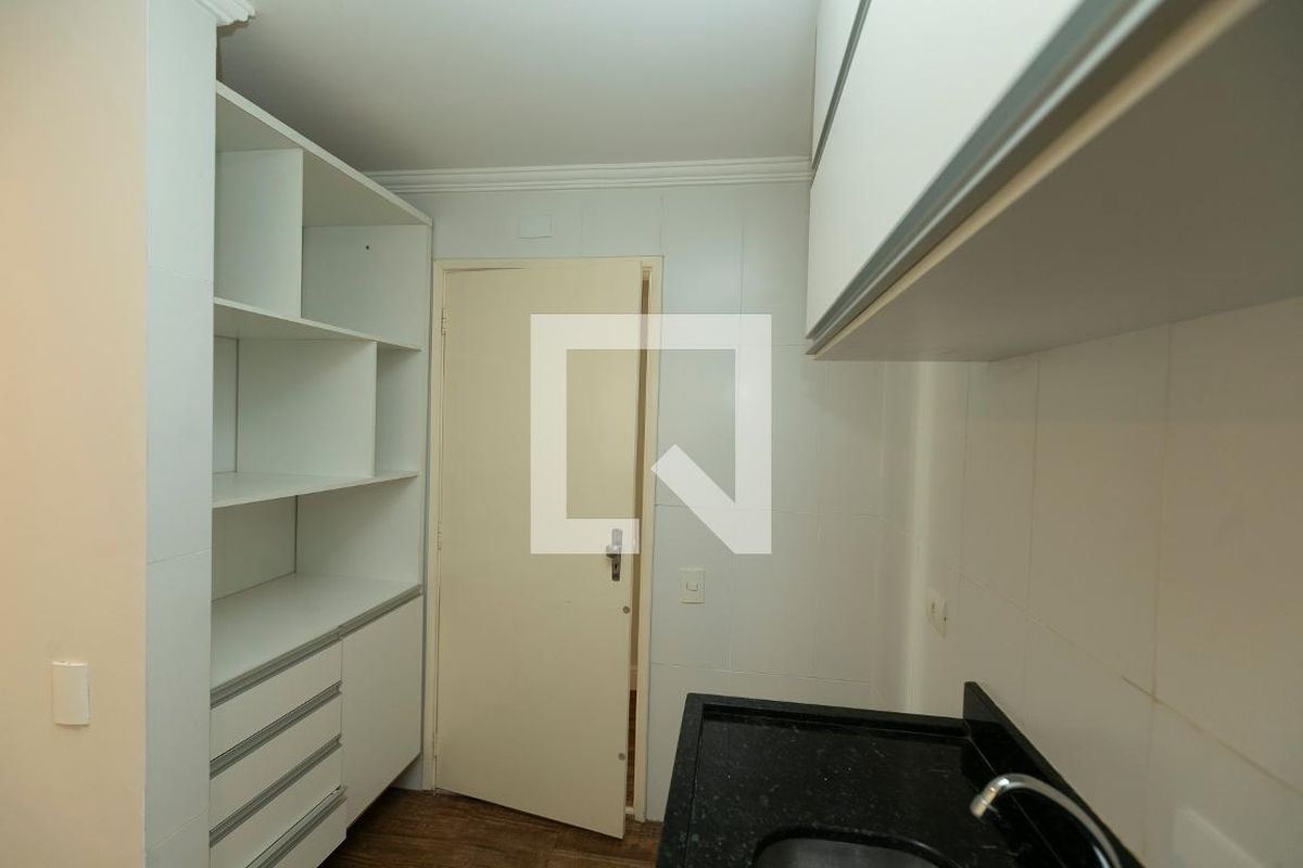 Apartamento à Venda - Cambuí, 1 Quarto,  42 m2 em , Campinas - sp | SoloBR