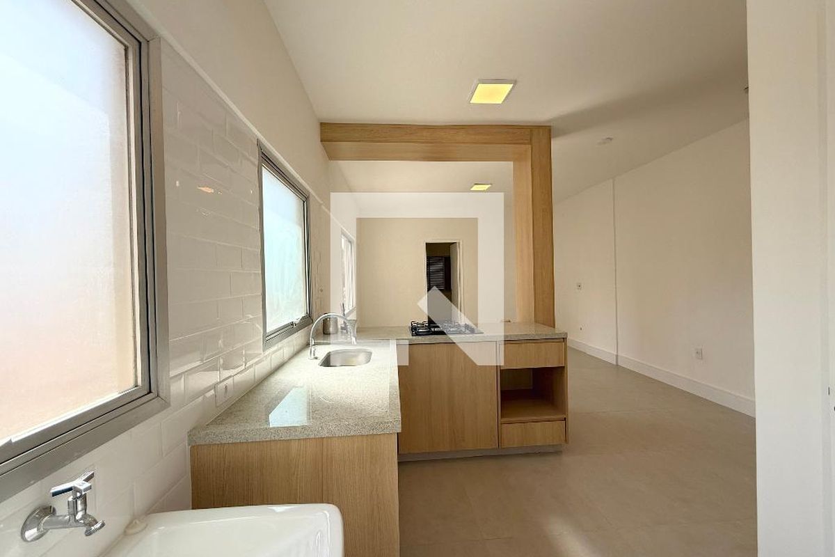 Apartamento à Venda - Cambuí, 1 Quarto,  43 m2 em , Campinas - sp | SoloBR