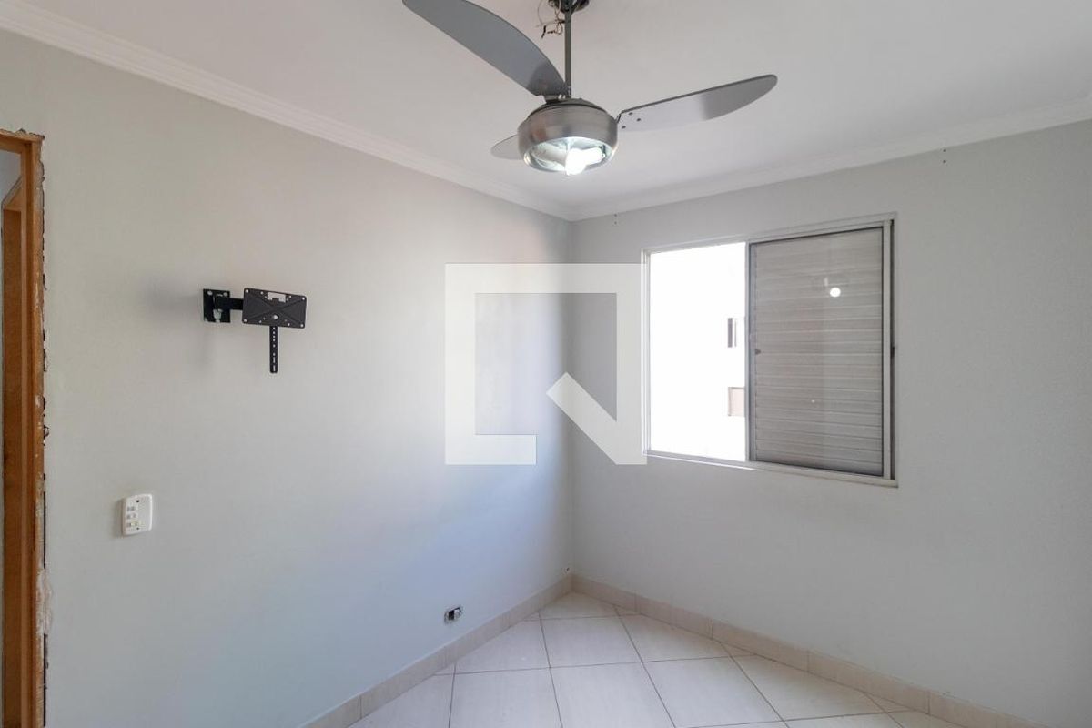 Apartamento à Venda - Jardim do Lago, 3 Quartos,  59 m2 em , Campinas - sp | SoloBR