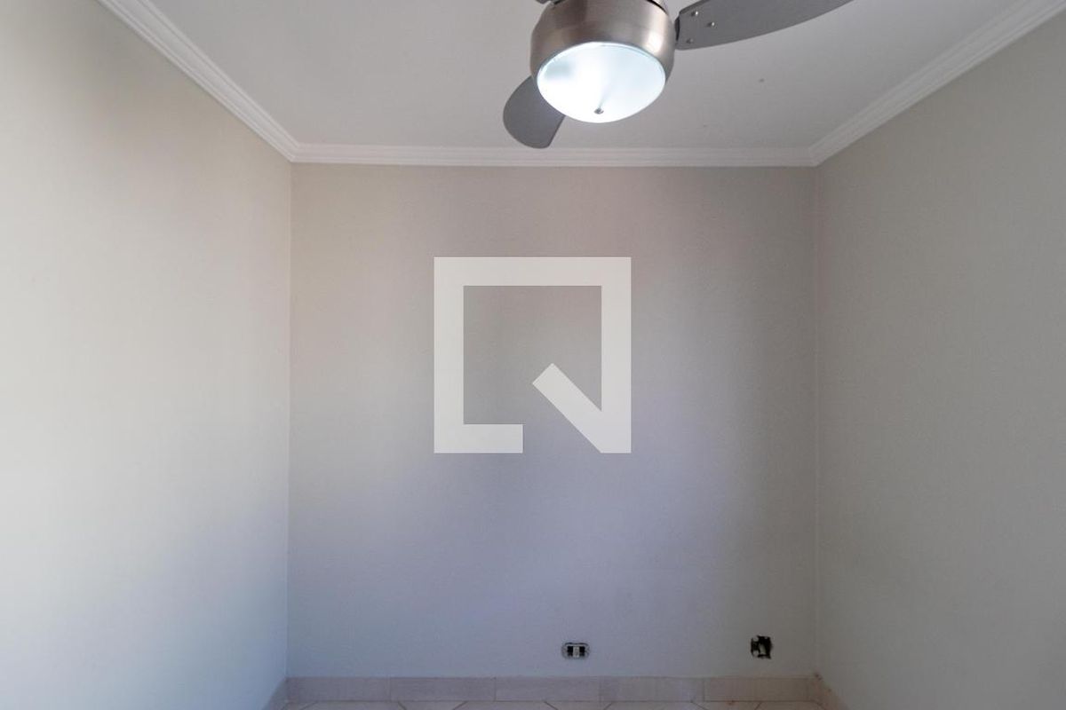 Apartamento à Venda - Jardim do Lago, 3 Quartos,  59 m2 em , Campinas - sp | SoloBR