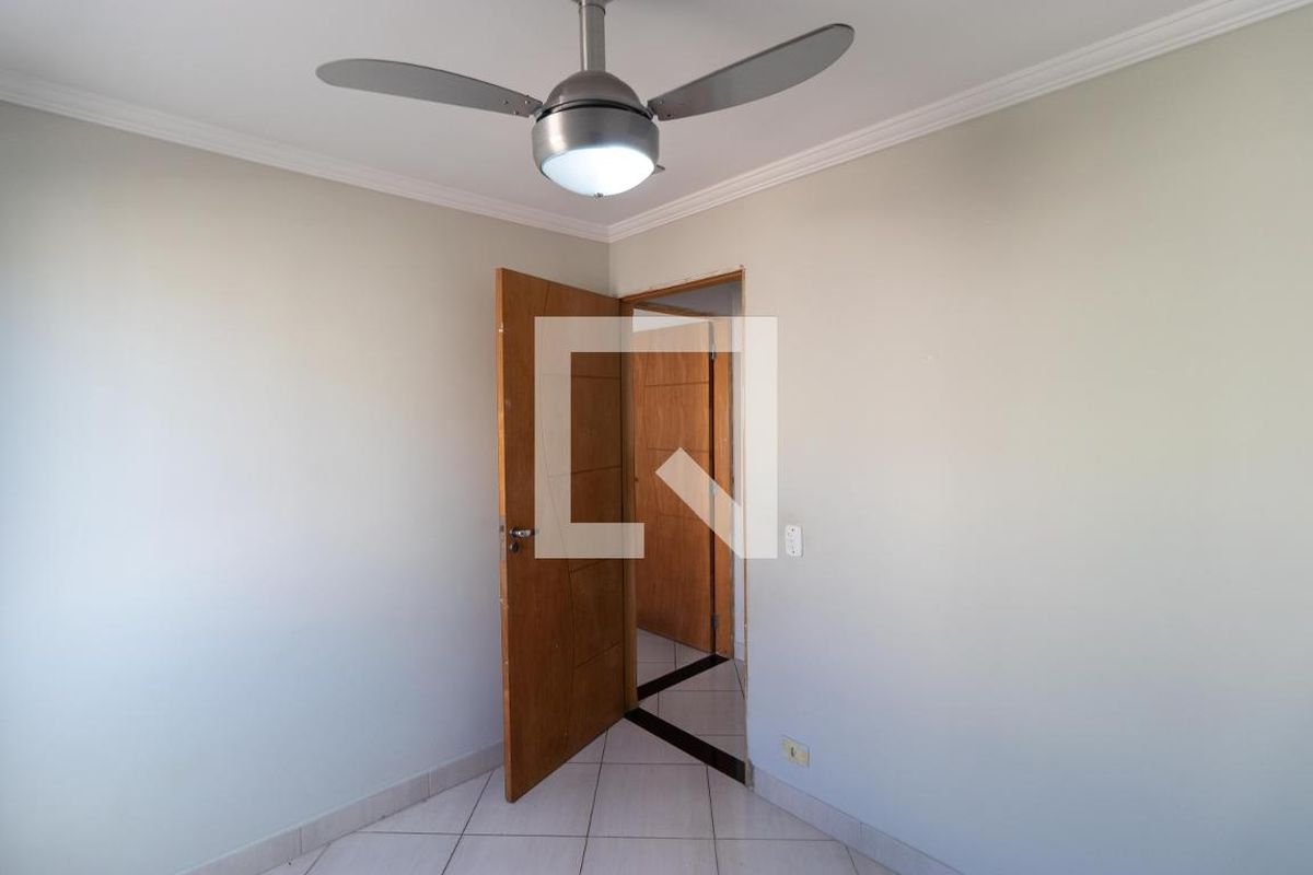 Apartamento à Venda - Jardim do Lago, 3 Quartos,  59 m2 em , Campinas - sp | SoloBR