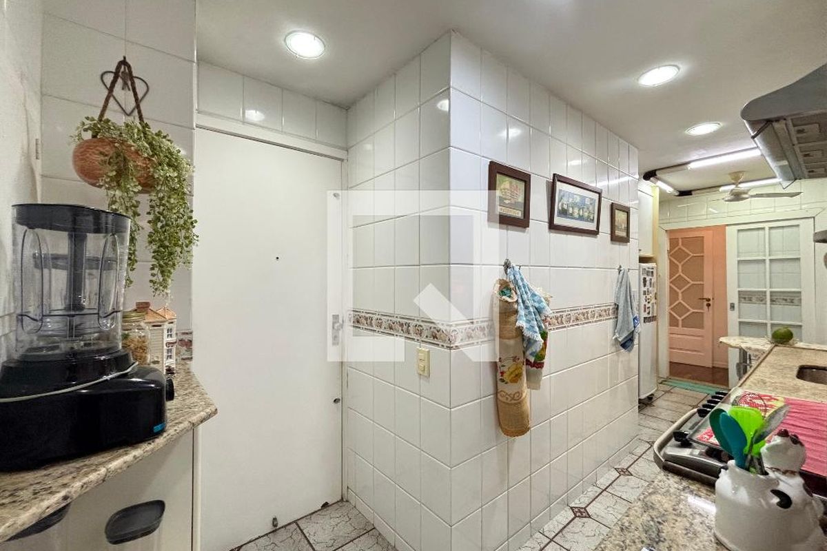 Apartamento, 3 quartos, 176 m² - Foto 52