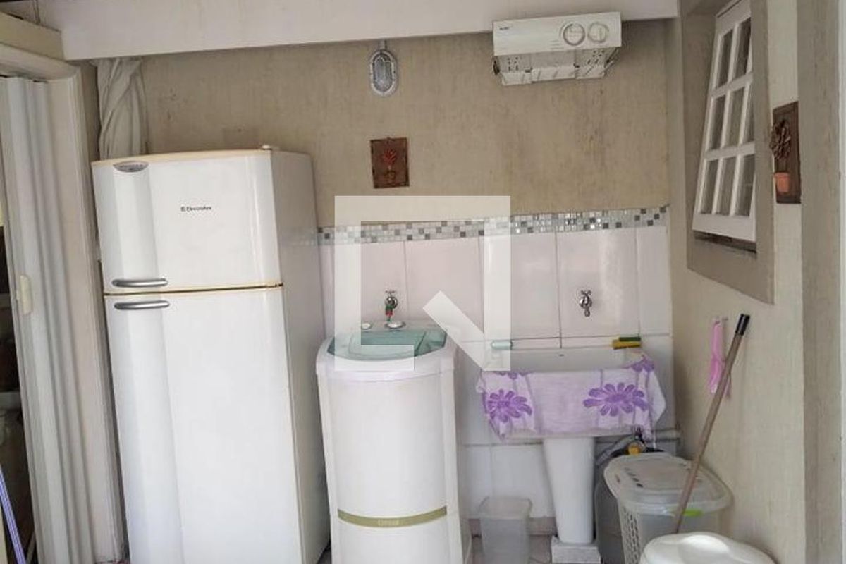 Casa, 2 quartos, 260 m² - Foto 17