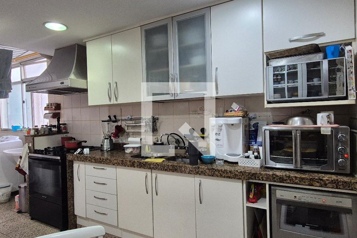 Apartamento, 4 quartos, 220 m² - Foto 47