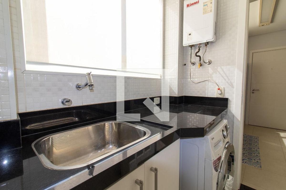Apartamento à Venda - Cambuí, 2 Quartos,  105 m2 em , Campinas - sp | SoloBR