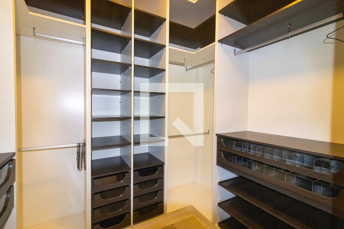 Apartamento à Venda - Cambuí, 2 Quartos,  105 m2 em , Campinas - sp | SoloBR
