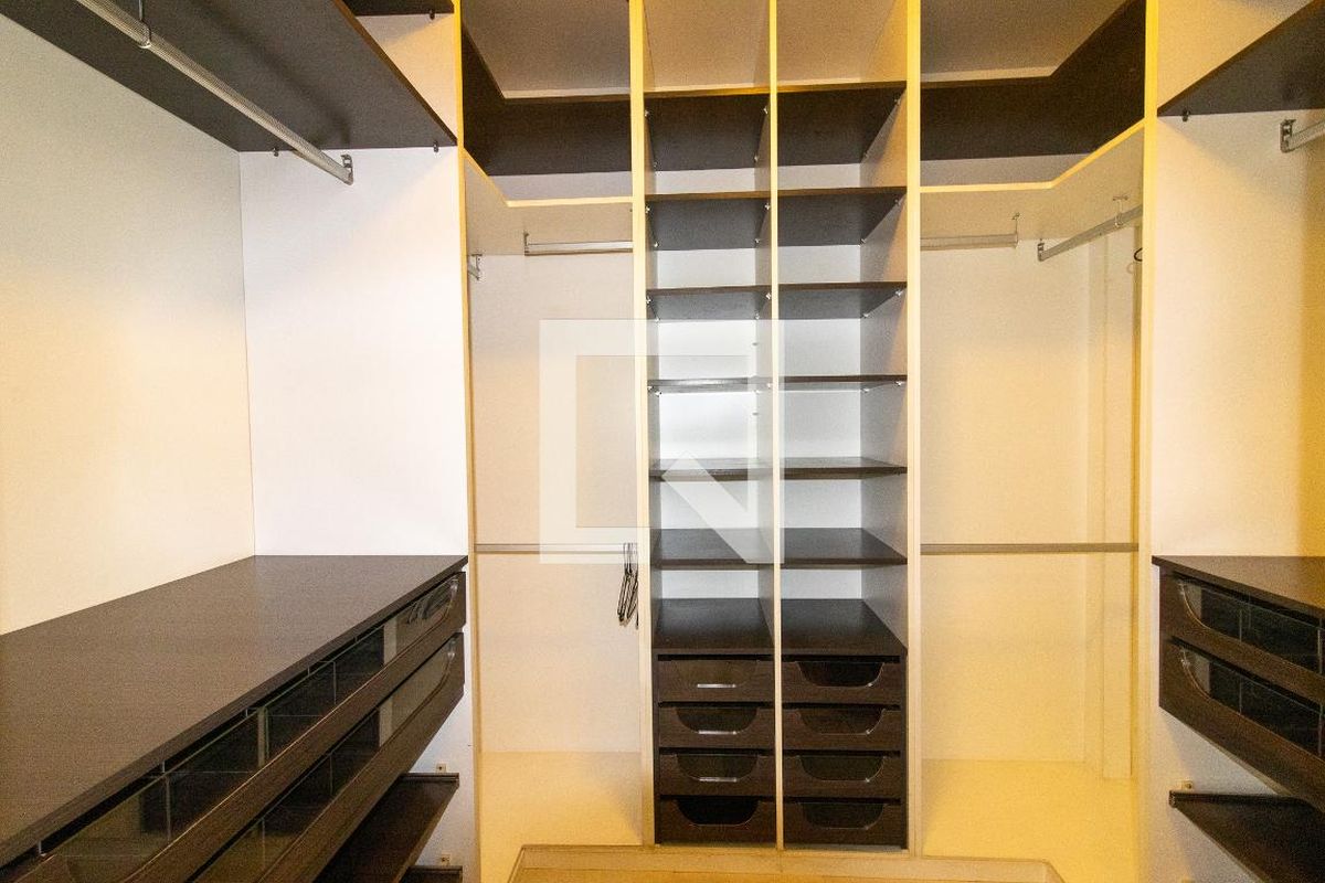 Apartamento à Venda - Cambuí, 2 Quartos,  105 m2 em , Campinas - sp | SoloBR