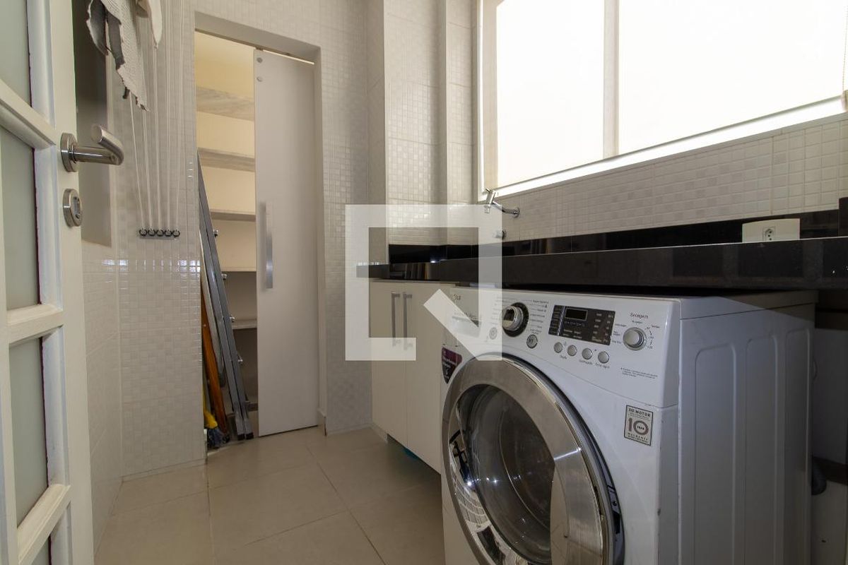 Apartamento à Venda - Cambuí, 2 Quartos,  105 m2 em , Campinas - sp | SoloBR