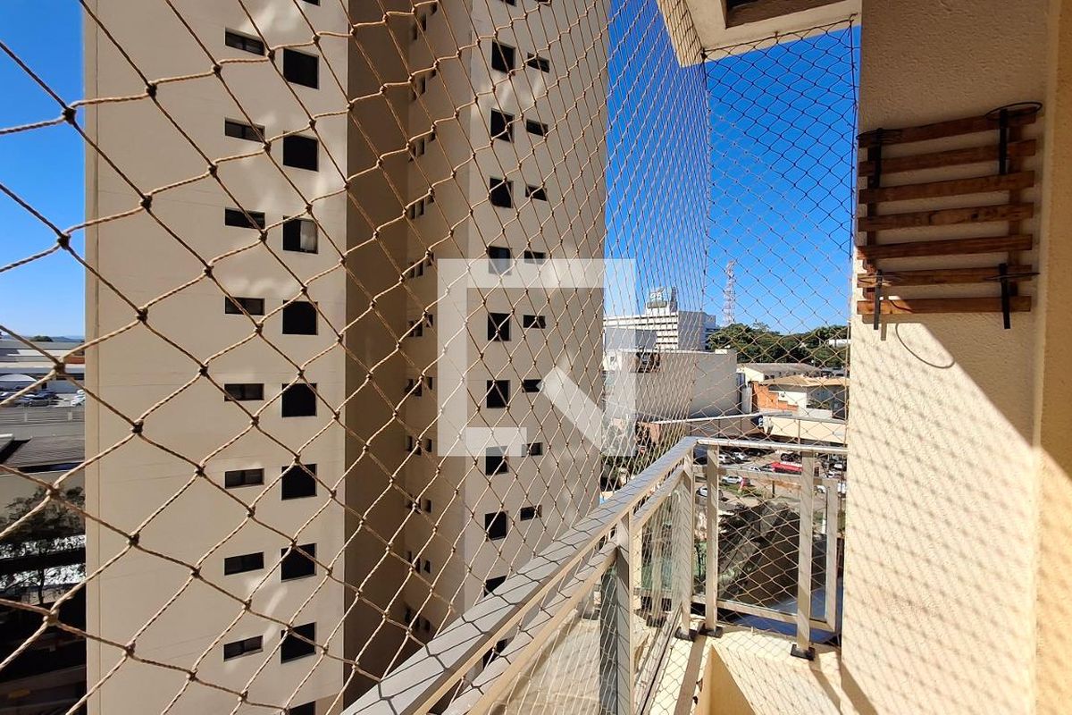 Apartamento à Venda - Mansões Santo Antônio, 3 Quartos,  75 m2 em , Campinas - sp | SoloBR