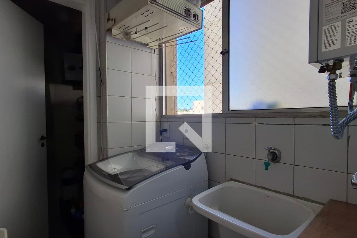 Apartamento à Venda - Mansões Santo Antônio, 3 Quartos,  75 m2 em , Campinas - sp | SoloBR