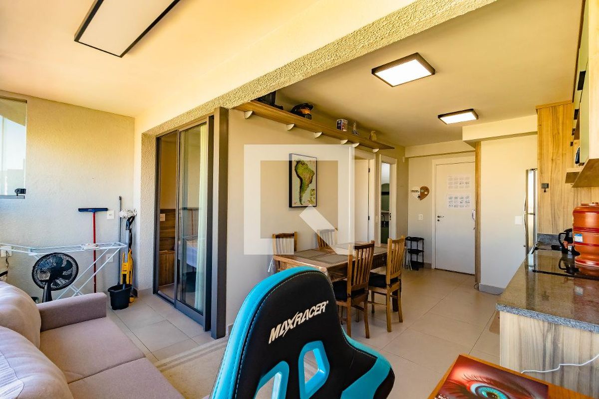Apartamento, 1 quarto, 37 m² - Foto 2