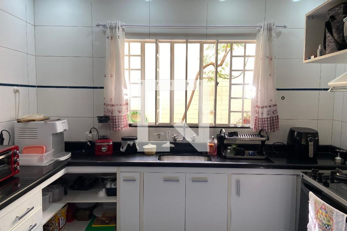 Casa, 4 quartos, 240 m² - Foto 71