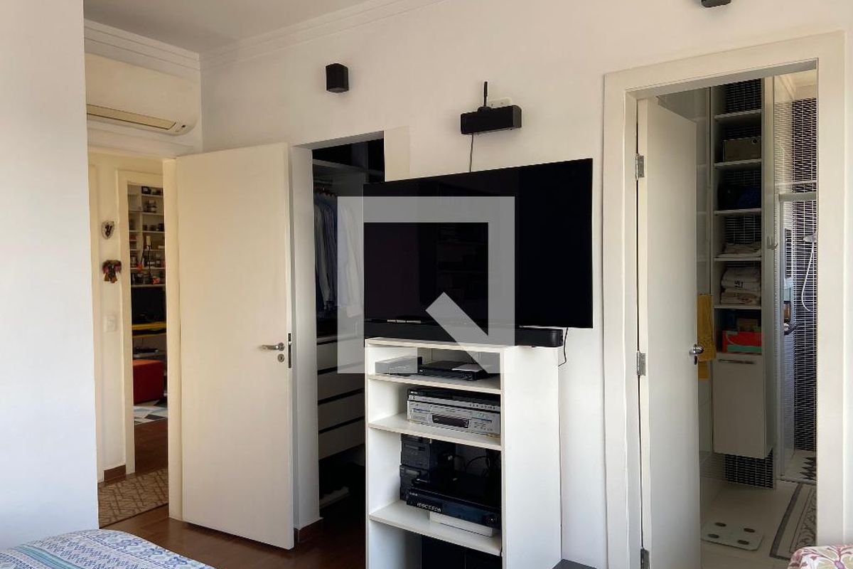 Casa, 4 quartos, 240 m² - Foto 27